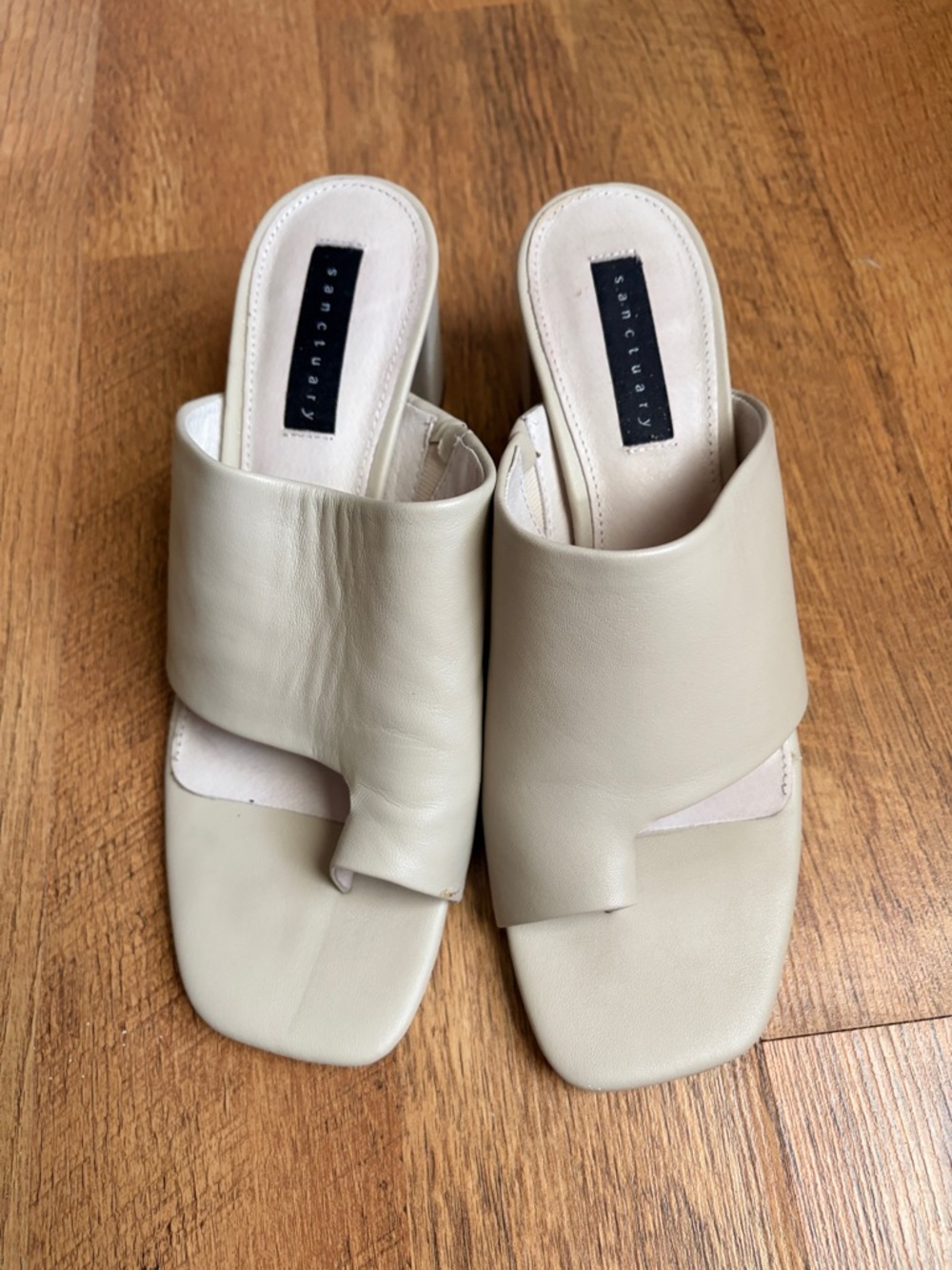 Sanctuary Beige Cream Leather Asymmetrical Open-Toe Mules